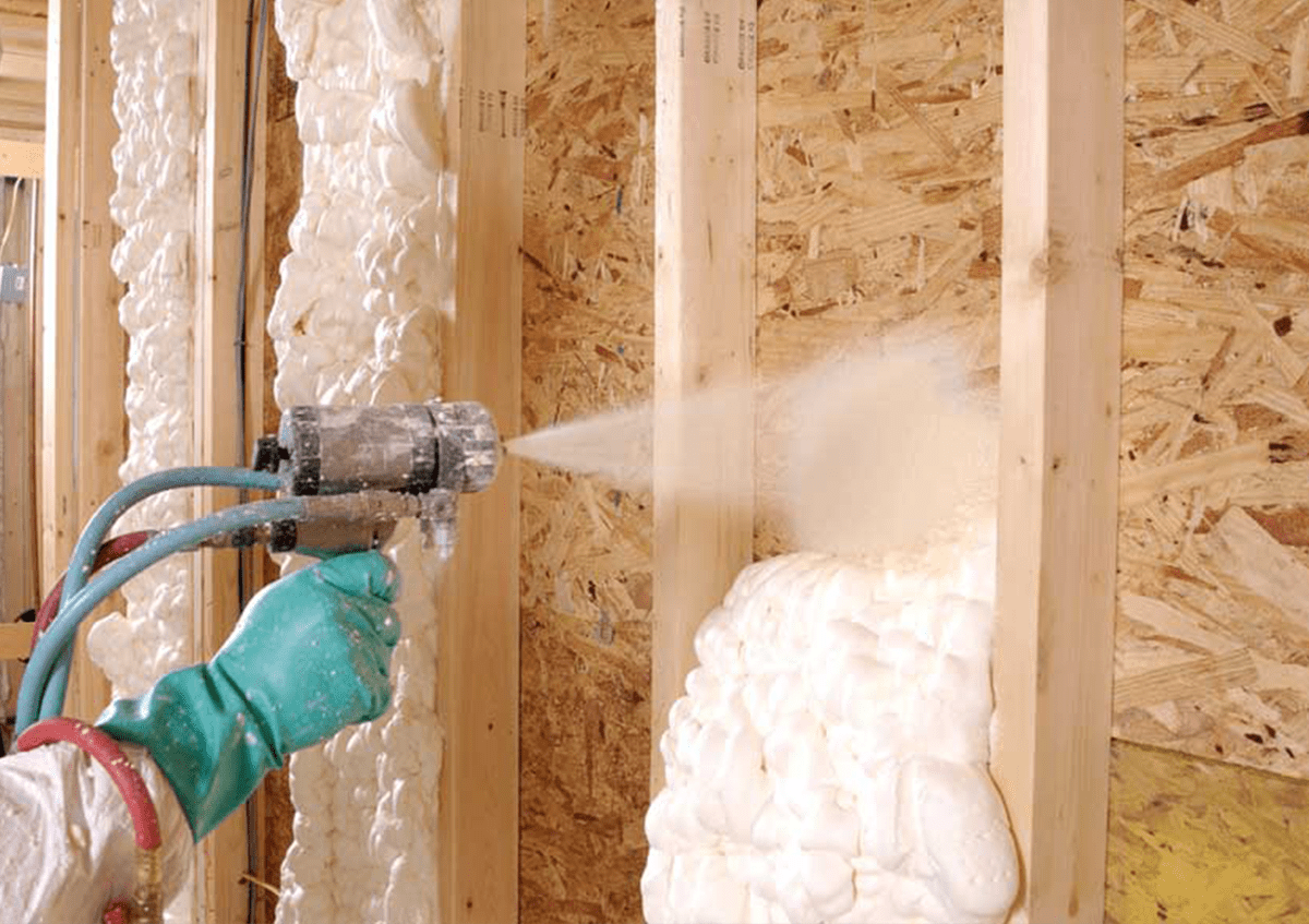 Утепление стен дома пеной. Напыляемая теплоизоляция ППУ. Меттэмпласт (пеноизол),. Spray Foam Insulation. Пенополиуретан напыляемый утеплитель.